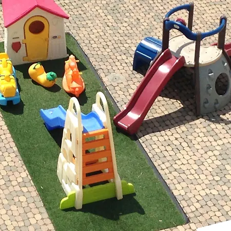 Ξενοδοχείο με διαμερίσματα Le Saline 4*