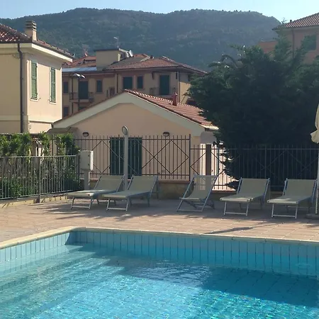 Hotel apartamentowy Le Saline Borgio Verezzi