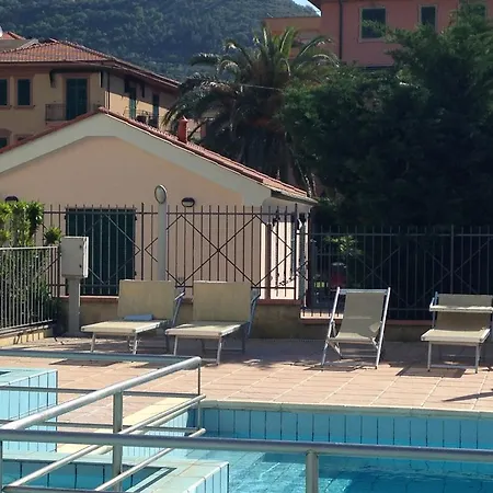 Lejlighedshotel Le Saline 4*
