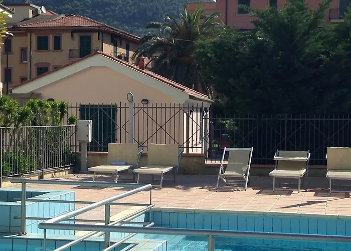 شقة فندقية Le Saline 4*